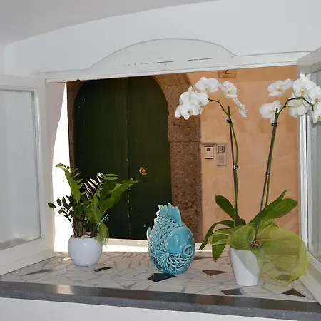 Terra Murata Boutique * Procida